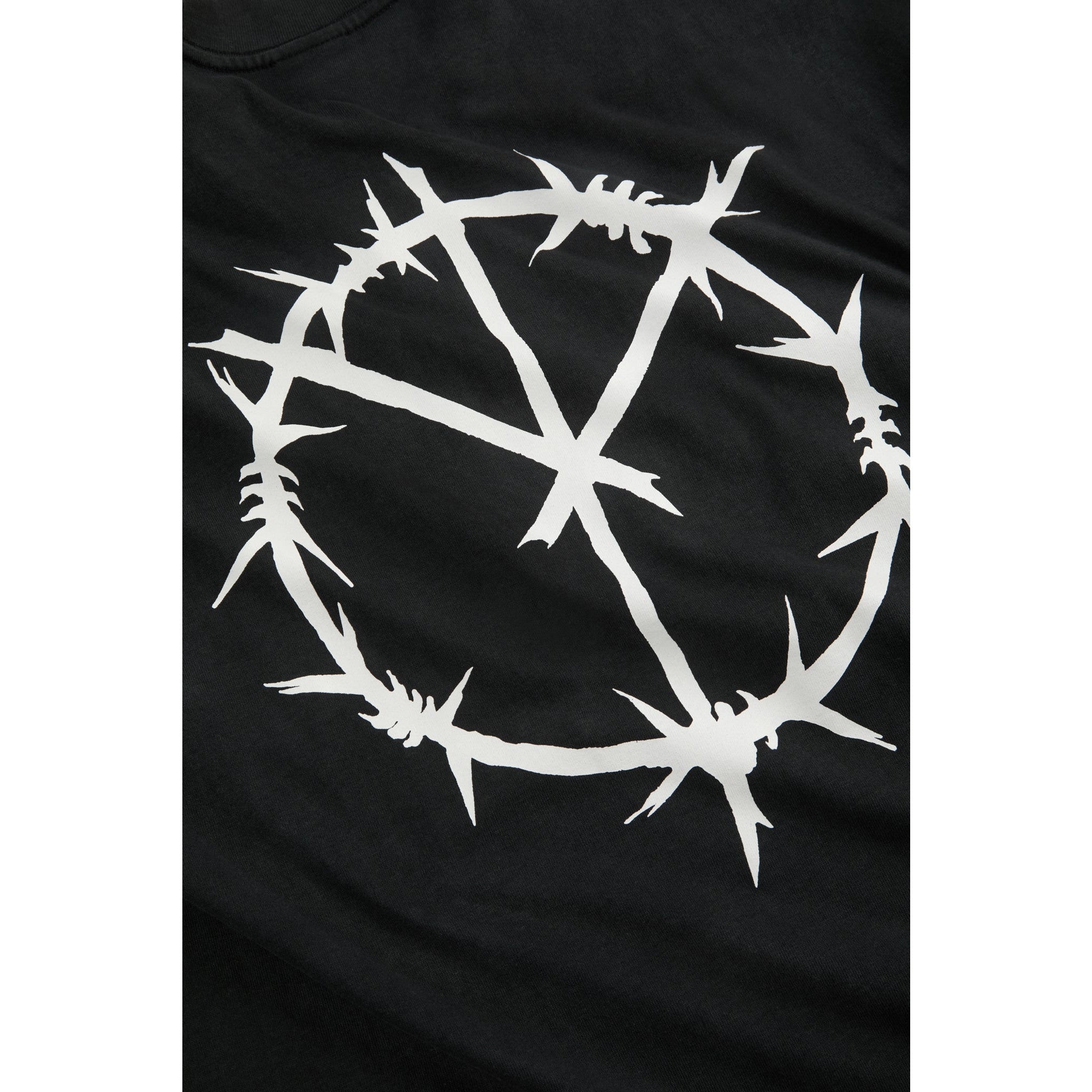 BARBED LONGSLEEVE